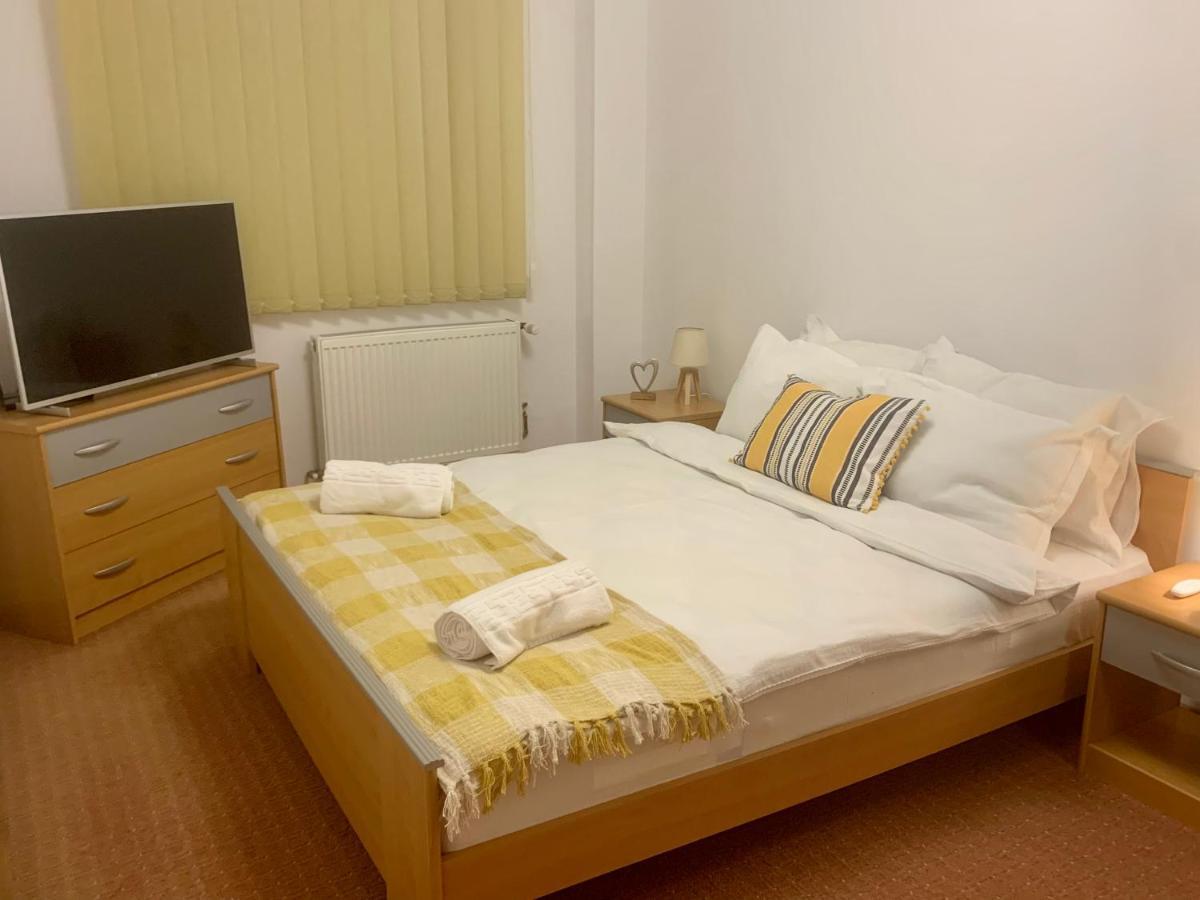 Jad - Family - Apartments - Zorilor Braşov Buitenkant foto